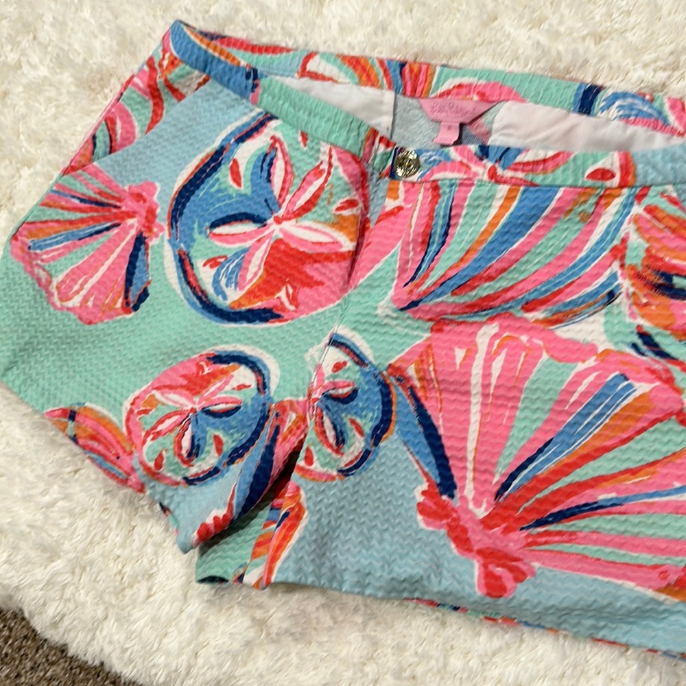 Lilly Pulitzer size 16 shorts
